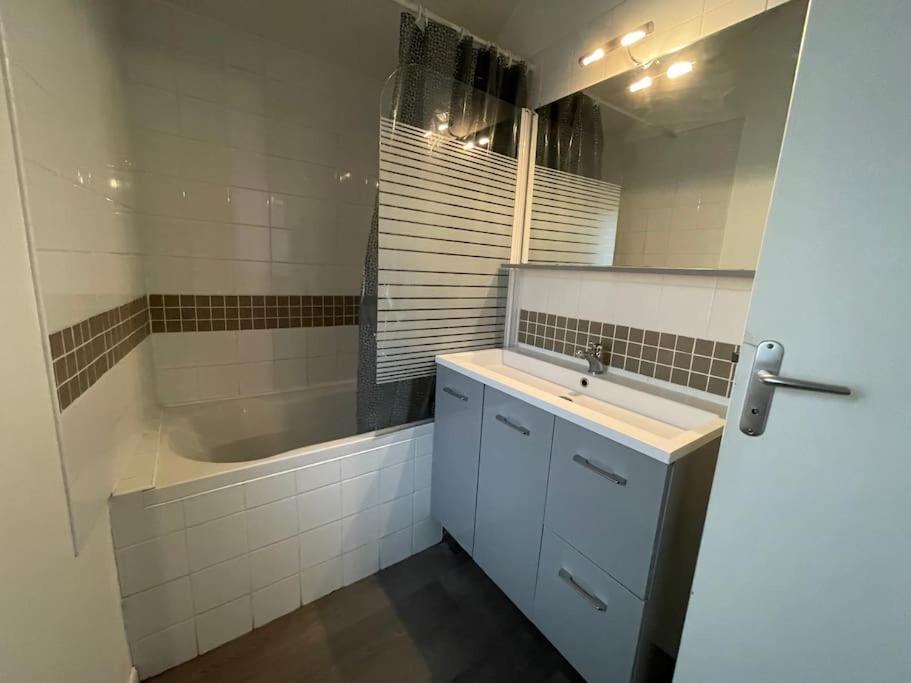 Appartement 2 Chambres A 3 Min A Pied De La Plage แซ็ง-วาเลรี-อ็อง-คู ภายนอก รูปภาพ